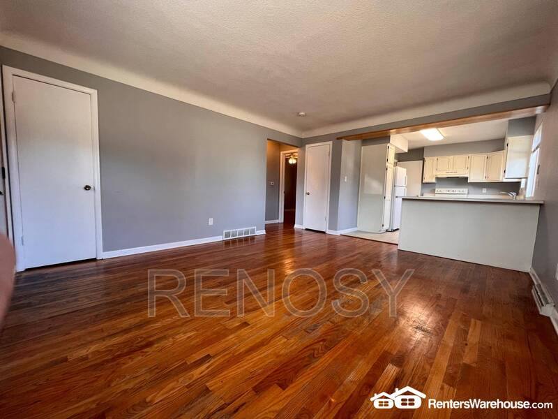 Apartment for rent at 802 SW 3rd St, Ankeny, IA 50023