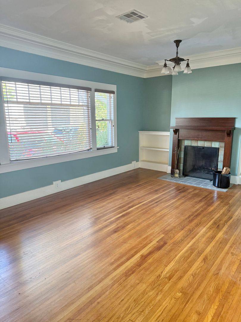 Apartment for rent at 4019 Hawk St, San Diego, CA 92103