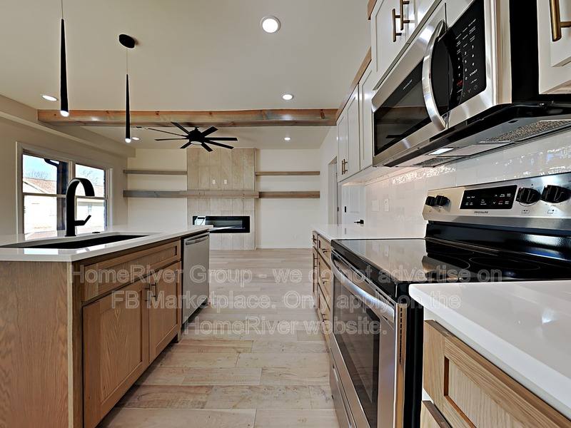 Townhouse for rent at 108 N Atlanta St #A, Owasso, OK 74055