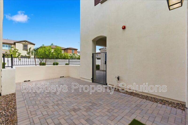 House for rent at 265 E Balsam Dr, Chandler, AZ 85286