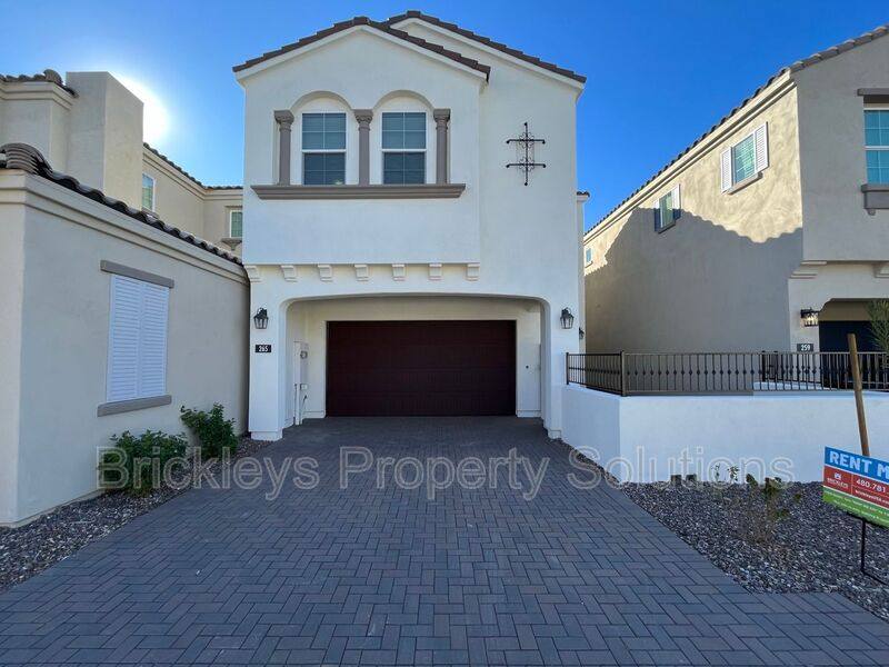 House for rent at 265 E Balsam Dr, Chandler, AZ 85286