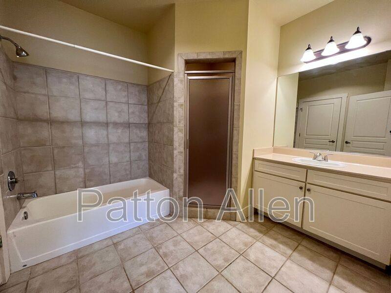 Apartment for rent at 9 Kenilworth Knoll #303, Asheville, NC 28805