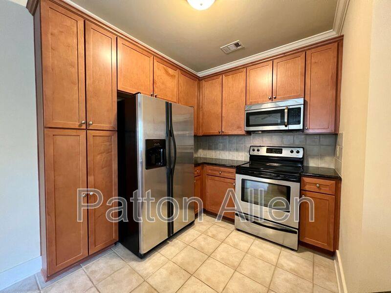 Apartment for rent at 9 Kenilworth Knoll #303, Asheville, NC 28805