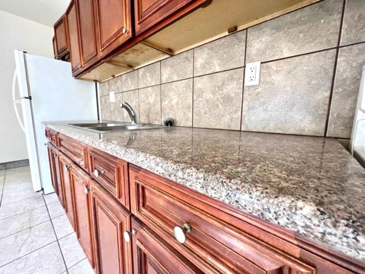 Apartment for rent at 1252 E 25th St, Los Angeles, CA 90011
