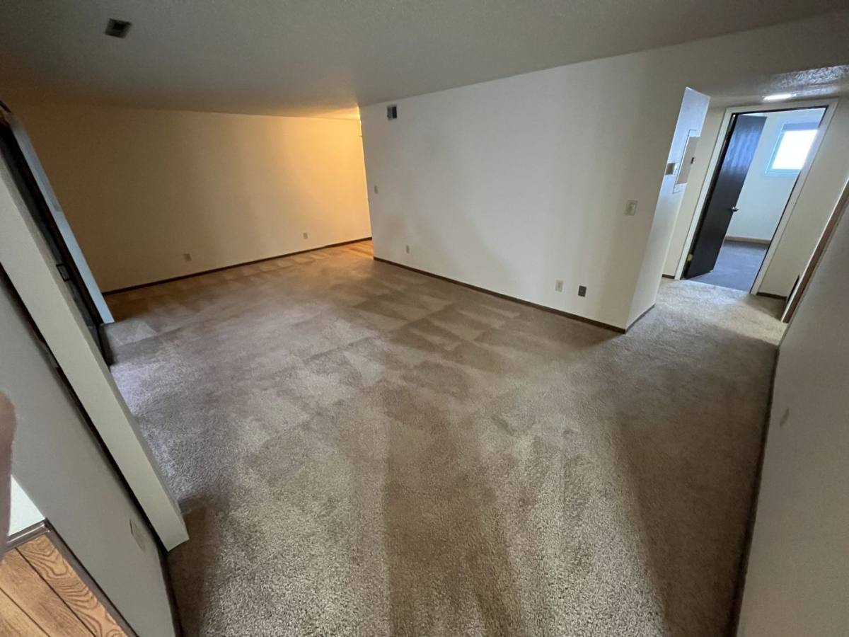 Apartment for rent at 825 Partridge St #113, Duluth, MN 55811