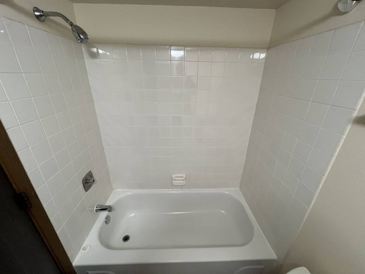 Apartment for rent at 825 Partridge St #113, Duluth, MN 55811