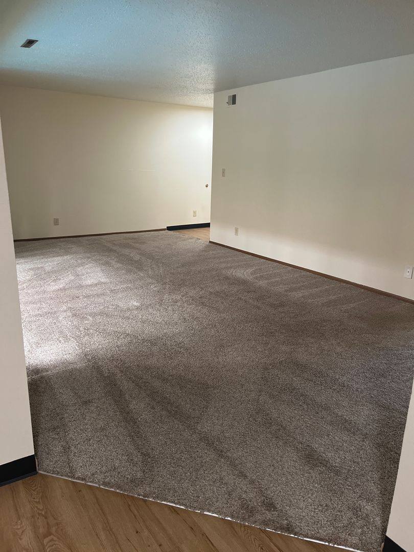 Apartment for rent at 825 Partridge St #205, Duluth, MN 55811