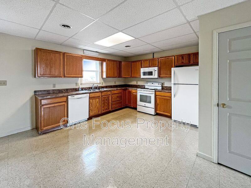 Townhouse for rent at 218 Third Ave, Lock Haven, PA 17745