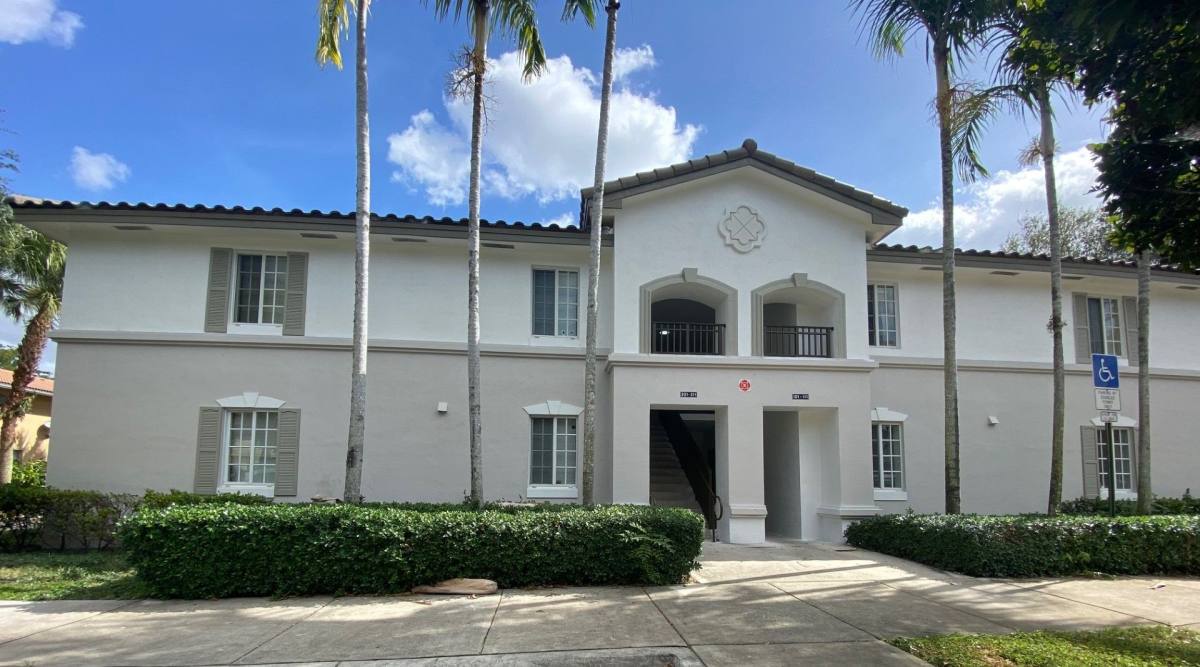 Apartment for rent at 8703 W Sample Rd, Coral Springs, FL 33065