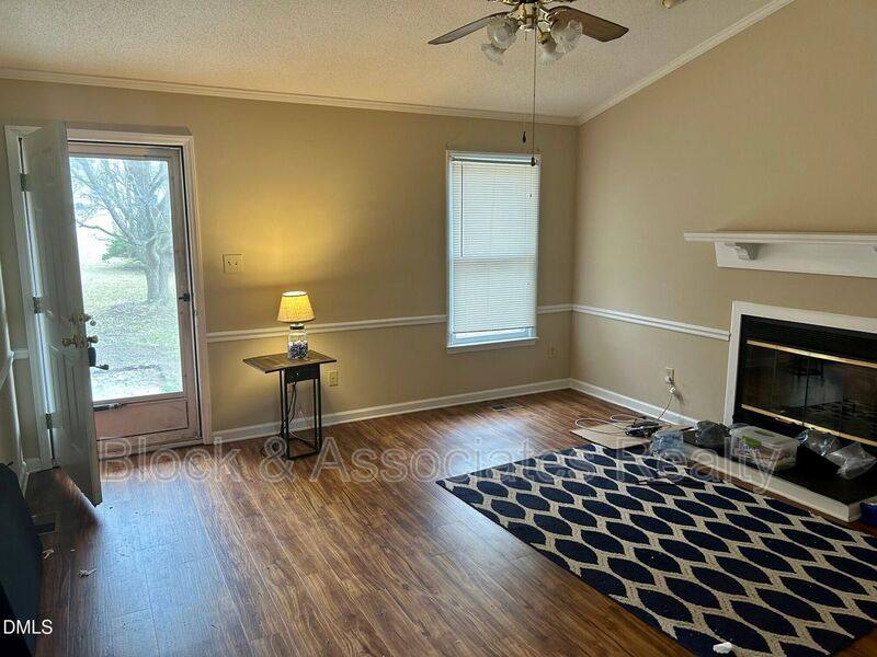 House for rent at 1521 Bricklanding Circle, Willow Spring, NC 27592