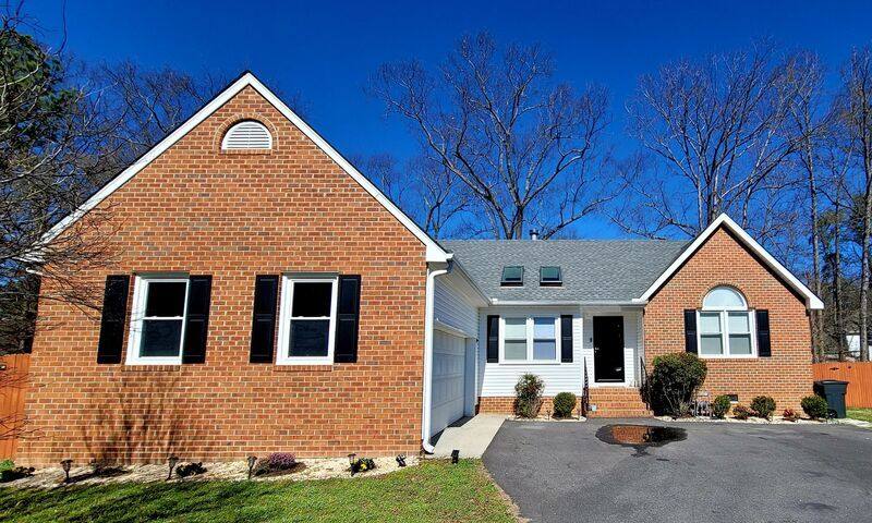 House for rent at 4100 Kings Gate Rd, Chester, VA 23831