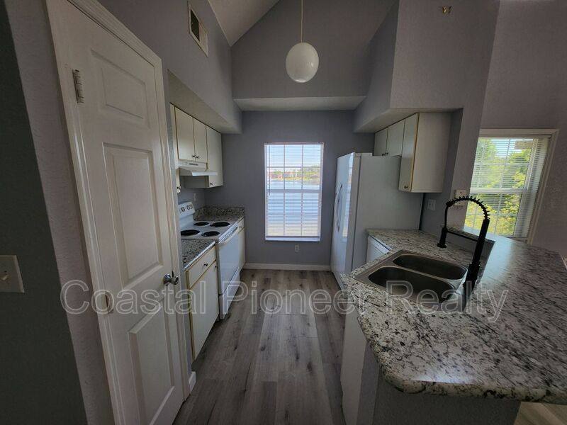 Condo for rent at 9232 Lake Chase Island Way, Tampa, FL 33626