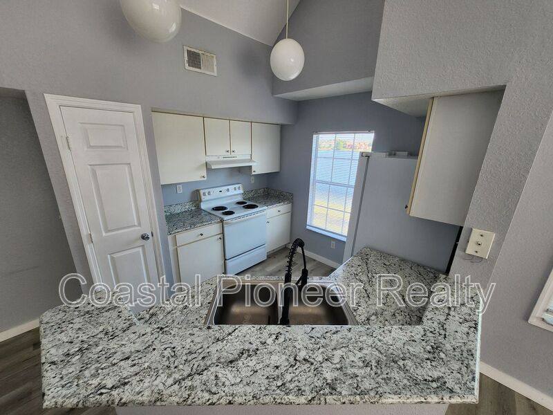 Condo for rent at 9232 Lake Chase Island Way, Tampa, FL 33626