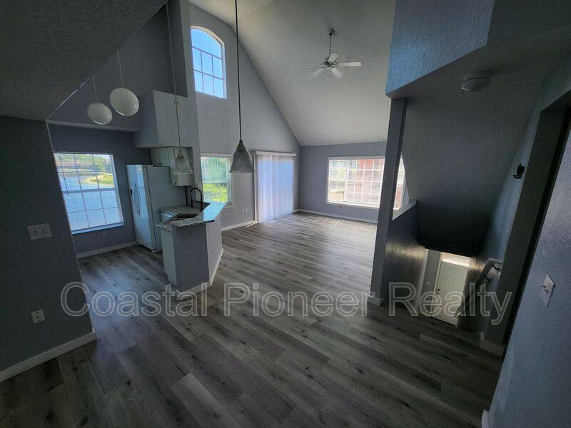 Condo for rent at 9232 Lake Chase Island Way, Tampa, FL 33626