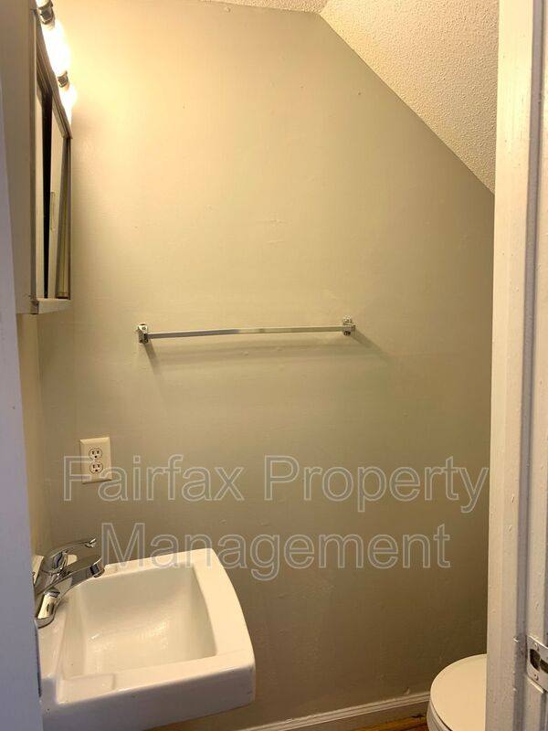 Apartment for rent at 1427 Cherrycrest Dr, Durham, NC 27704