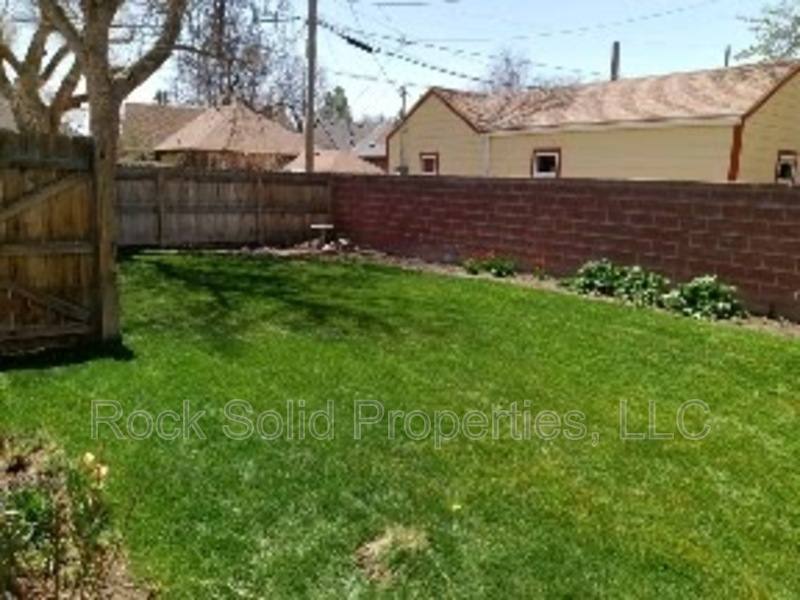 House for rent at 219 W 4th Ave, Cheyenne, WY 82001