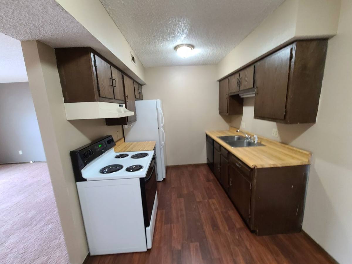 Apartment for rent at 1118 Tiffany Place, Waterloo, IA 50701