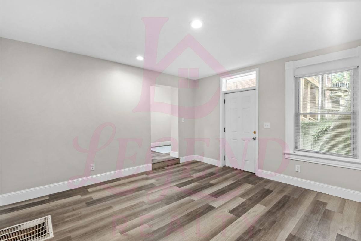 House for rent at 3245 Texas Ave, Saint Louis, MO 63118