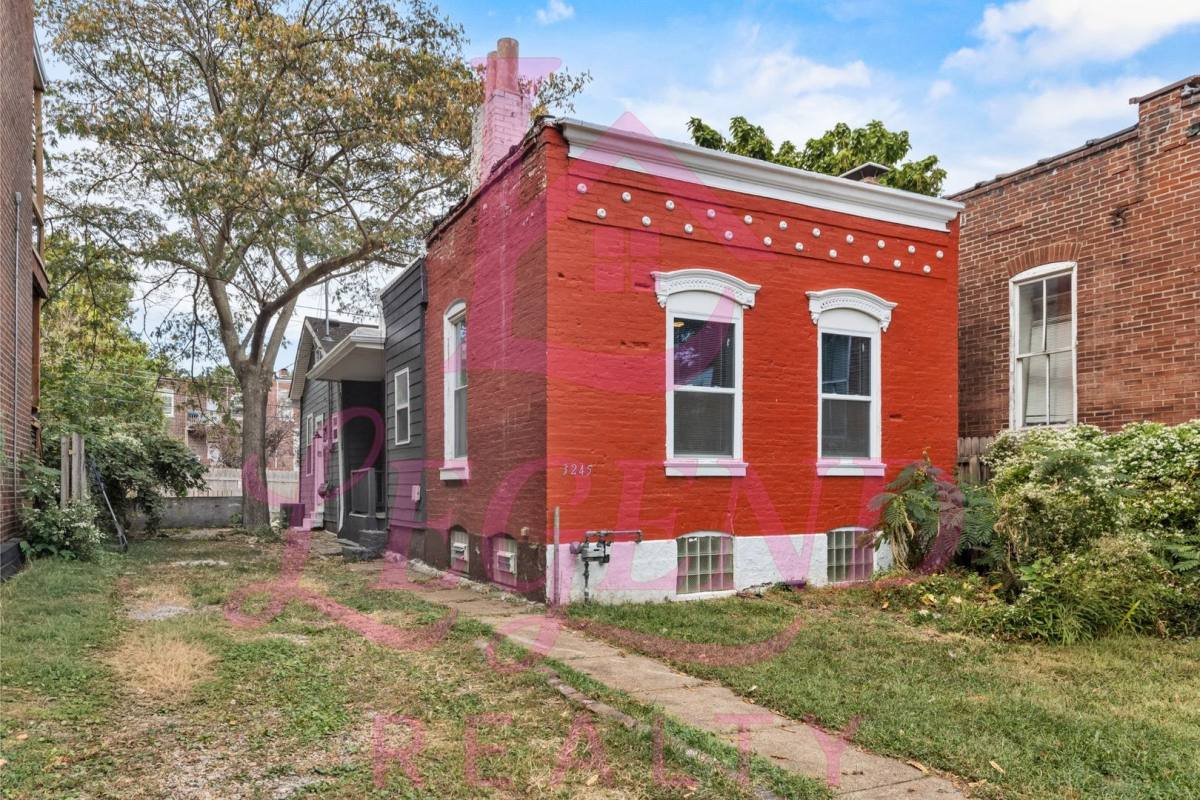 House for rent at 3245 Texas Ave, Saint Louis, MO 63118
