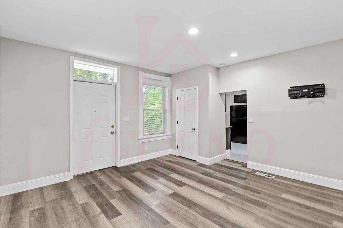 House for rent at 3245 Texas Ave, Saint Louis, MO 63118