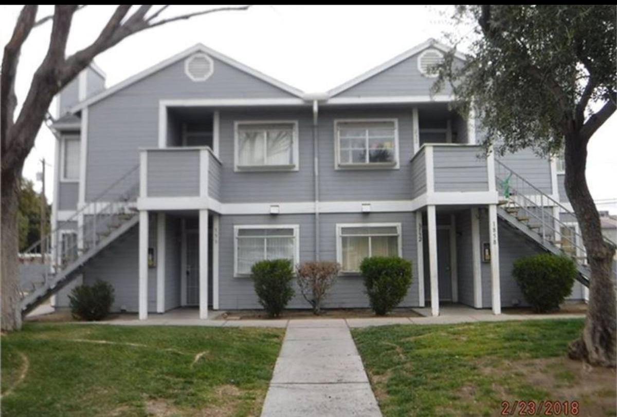 Apartment for rent at 1858 Dwarf Star Dr, Las Vegas, NV 89115