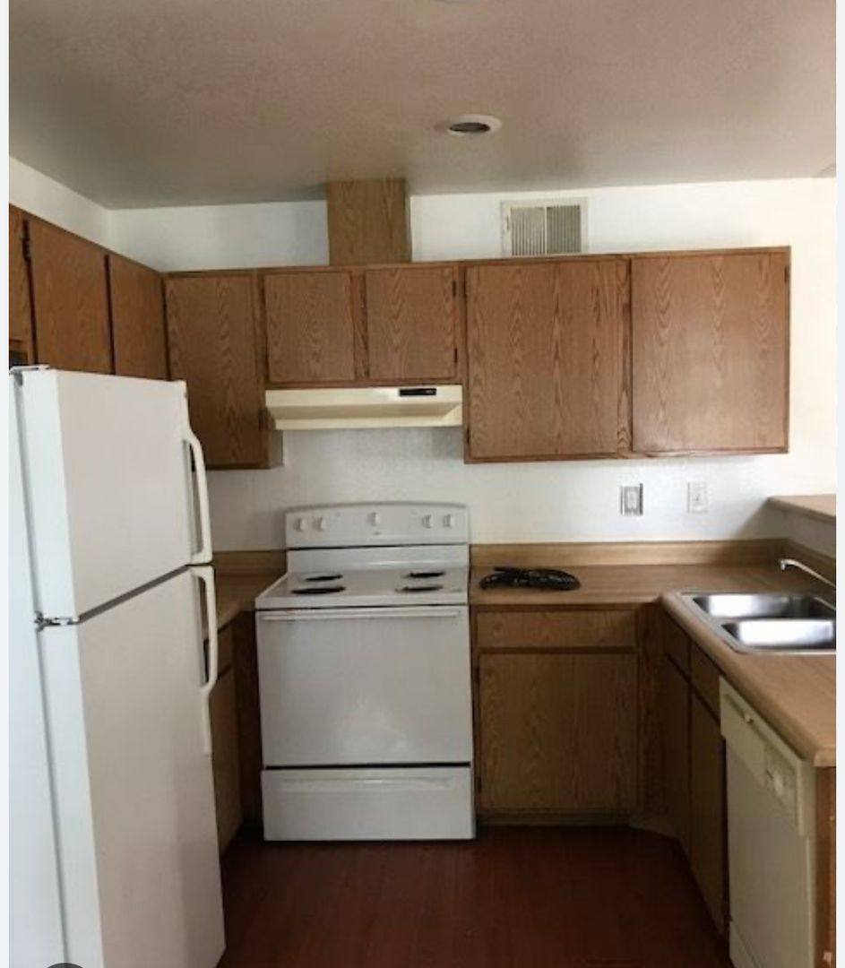 Apartment for rent at 1858 Dwarf Star Dr, Las Vegas, NV 89115
