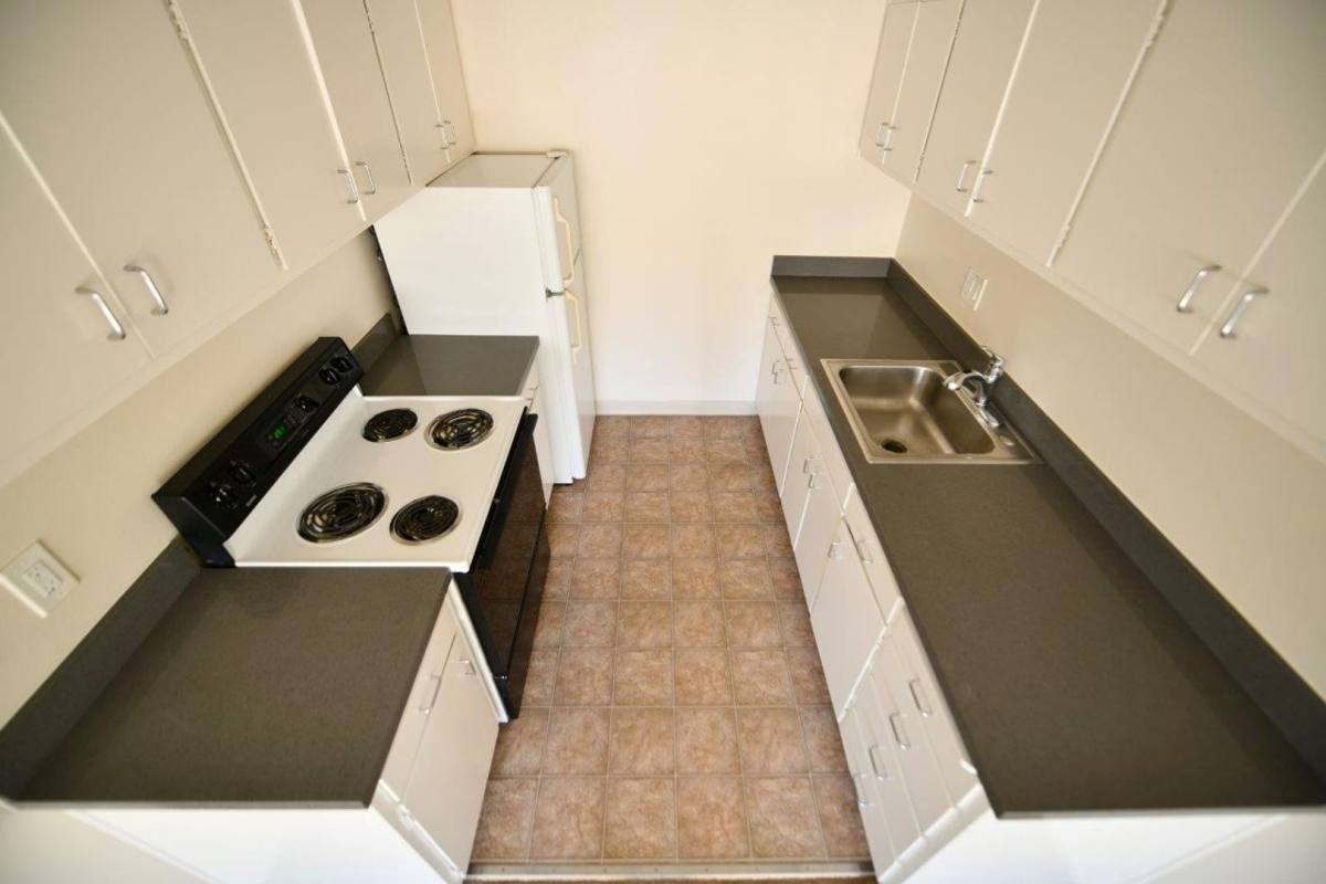 Apartment for rent at 40 Moss Ave, Oakland, CA 94610