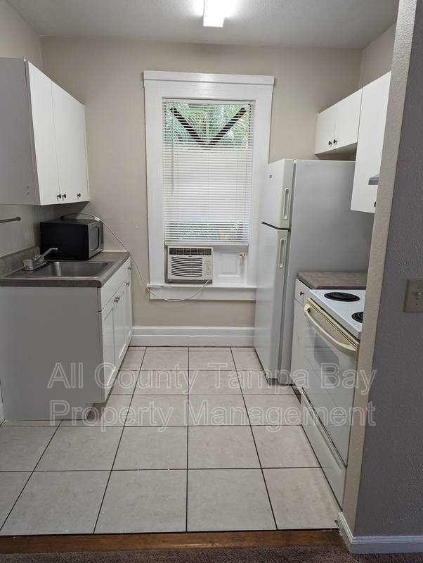 Apartment for rent at 906 Jones St #A, Clearwater, FL 33755