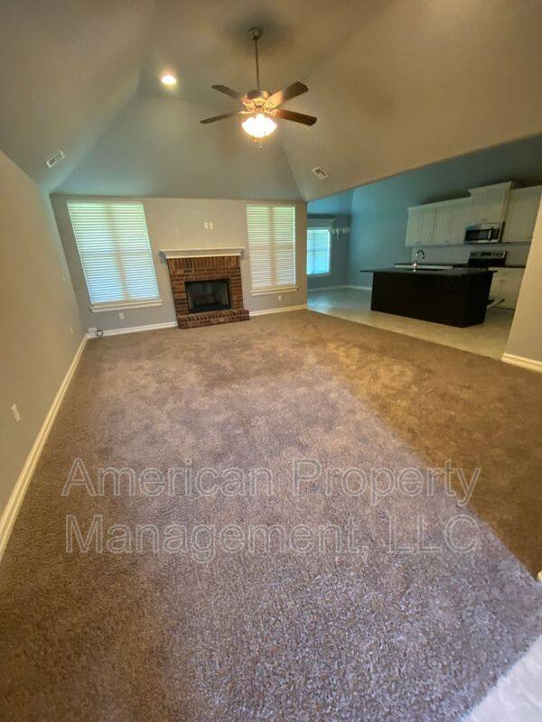 House for rent at 5312 Charleston Dr, Bartlesville, OK 74006