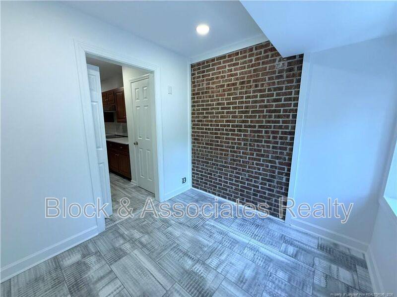Townhouse for rent at 155 S Ashe St, Southern Pines, NC 28387