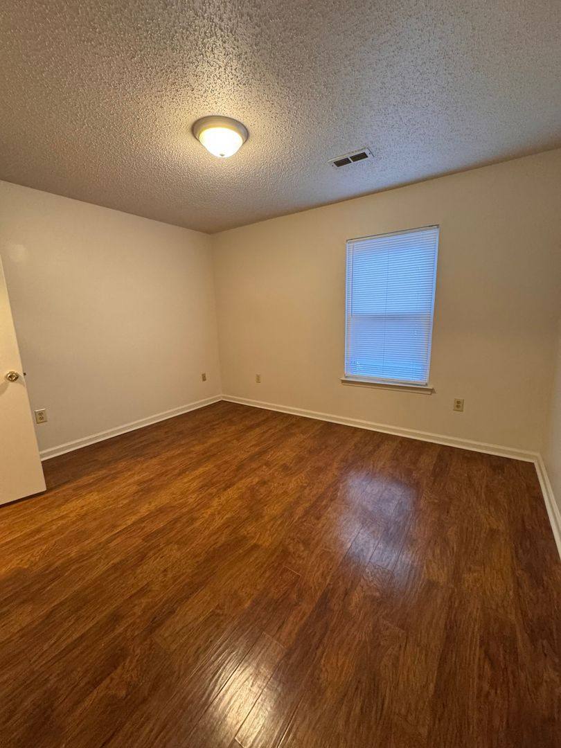 Apartment for rent at 117-D Pennie Layne, Bridgewater, VA 22812