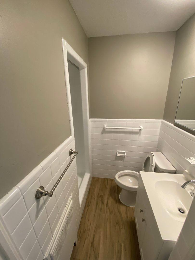 Apartment for rent at 3440 Avalon Rd, Cleveland, OH 44121
