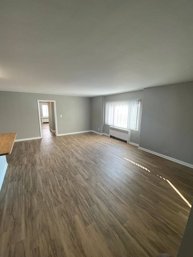 Apartment for rent at 3440 Avalon Rd, Cleveland, OH 44121