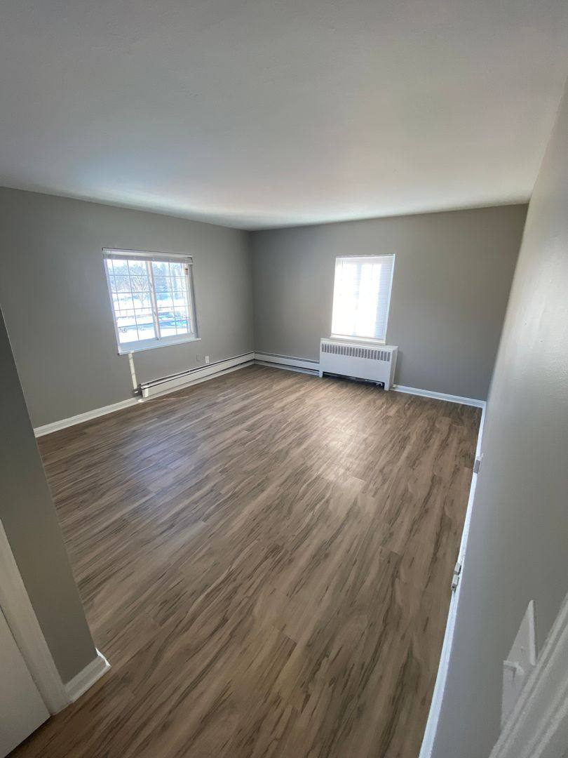 Apartment for rent at 3440 Avalon Rd, Cleveland, OH 44121