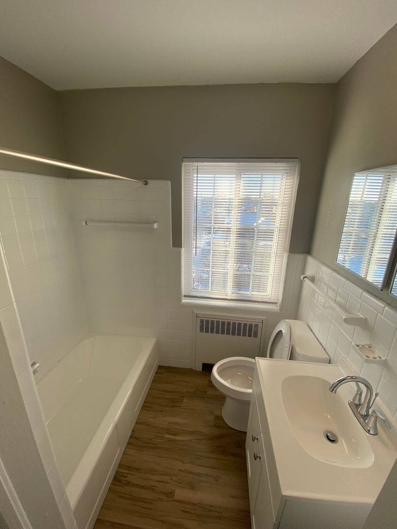 Apartment for rent at 3440 Avalon Rd, Cleveland, OH 44121