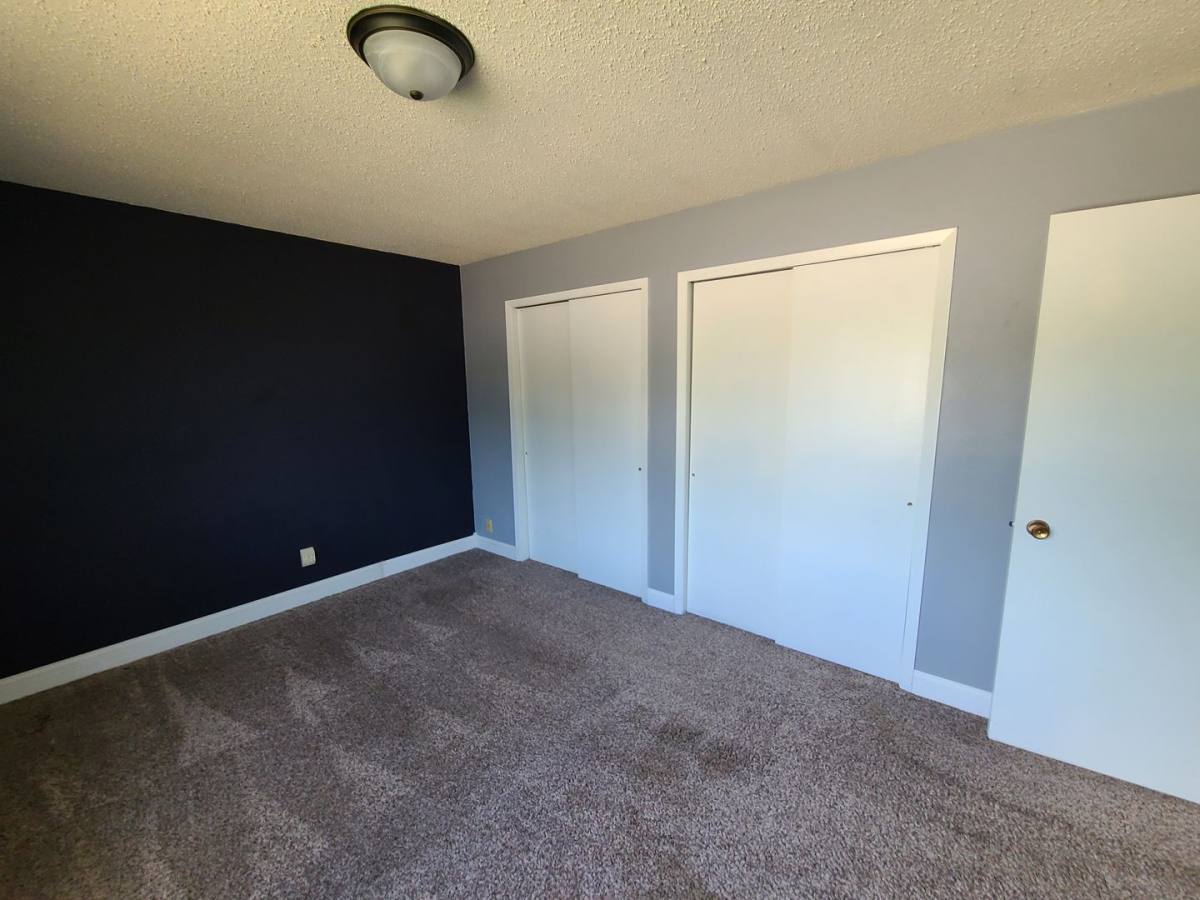 Apartment for rent at 4932 Dubois Dr, Waterloo, IA 50701