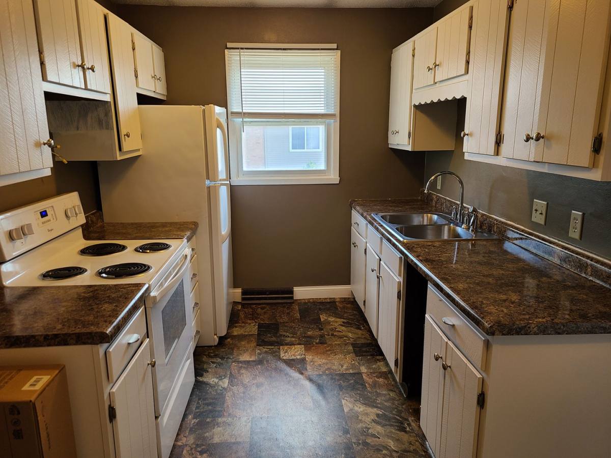 Apartment for rent at 4932 Dubois Dr, Waterloo, IA 50701