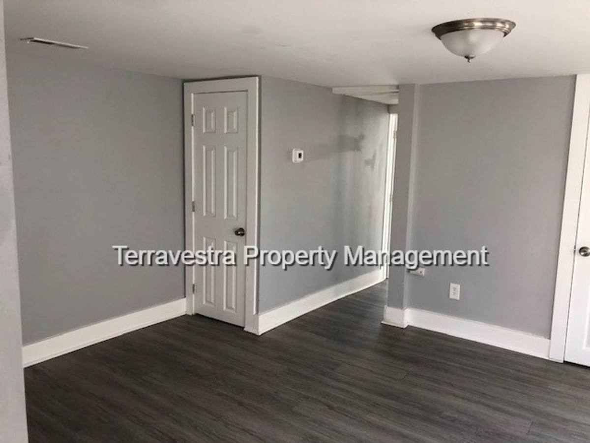 Apartment for rent at 208-210 E Oak St, Millville, NJ 08332