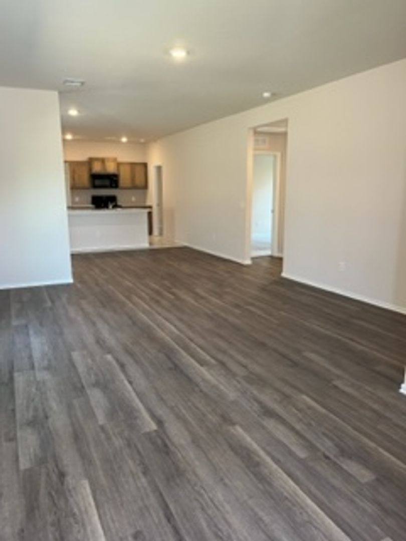 House for rent at 2925 NW 195th St, Edmond, OK 73012
