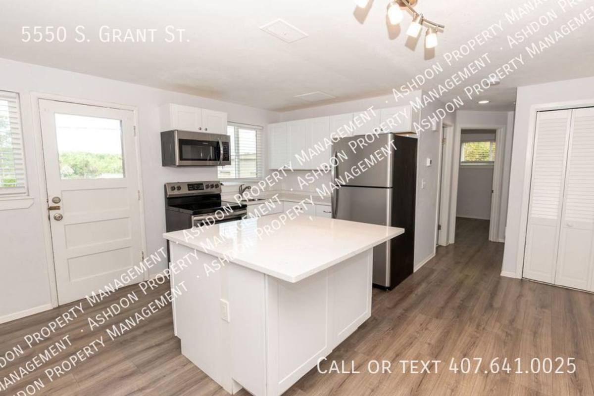 Apartment for rent at 5542-5554 S Grant St, Littleton, CO 80121