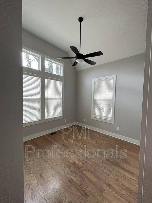 House for rent at 111 Creighton Ave #B, Nashville, TN 37206