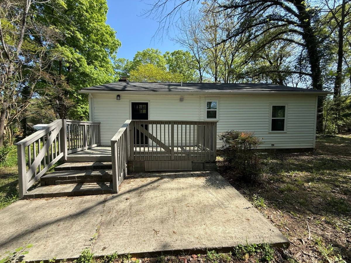 House for rent at 1229 Jenkins Rd, Rock Hill, SC 29732
