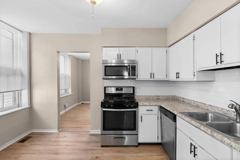 Apartment for rent at 3619 Commonwealth Ave #1F, Saint Louis, MO 63143