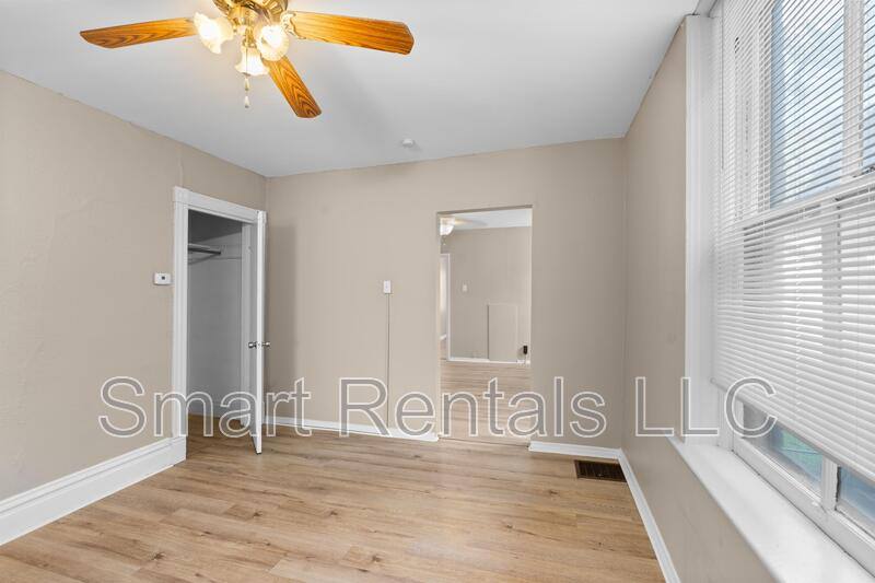 Apartment for rent at 3619 Commonwealth Ave #1F, Saint Louis, MO 63143