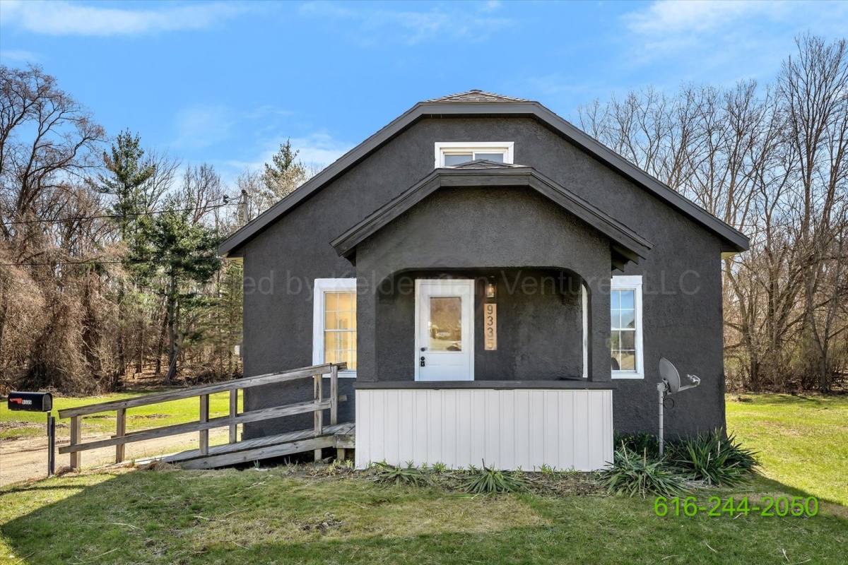 House for rent at 9335 SW Greenville Rd, Greenville, MI 48838