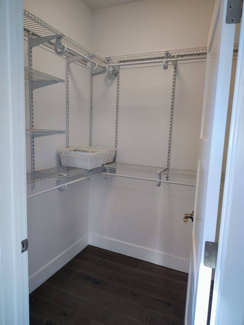 House for rent at 21224 W Rinaldi St, Chatsworth, CA 91311