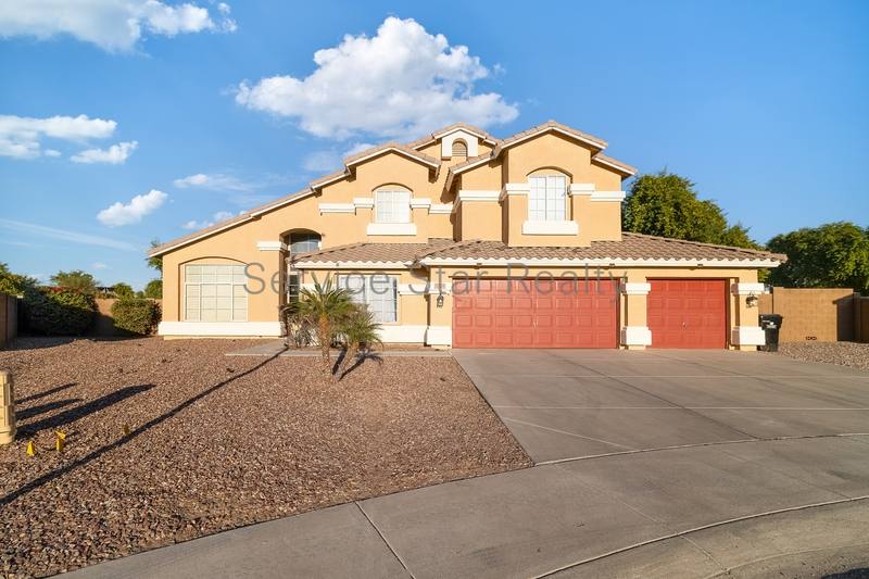 House for rent at 3304 W Ian Dr, Laveen, AZ 85339