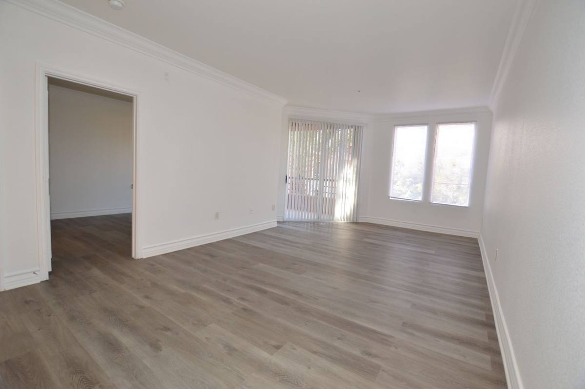 Condo for rent at 220 E Flamingo Rd, Las Vegas, NV 89169