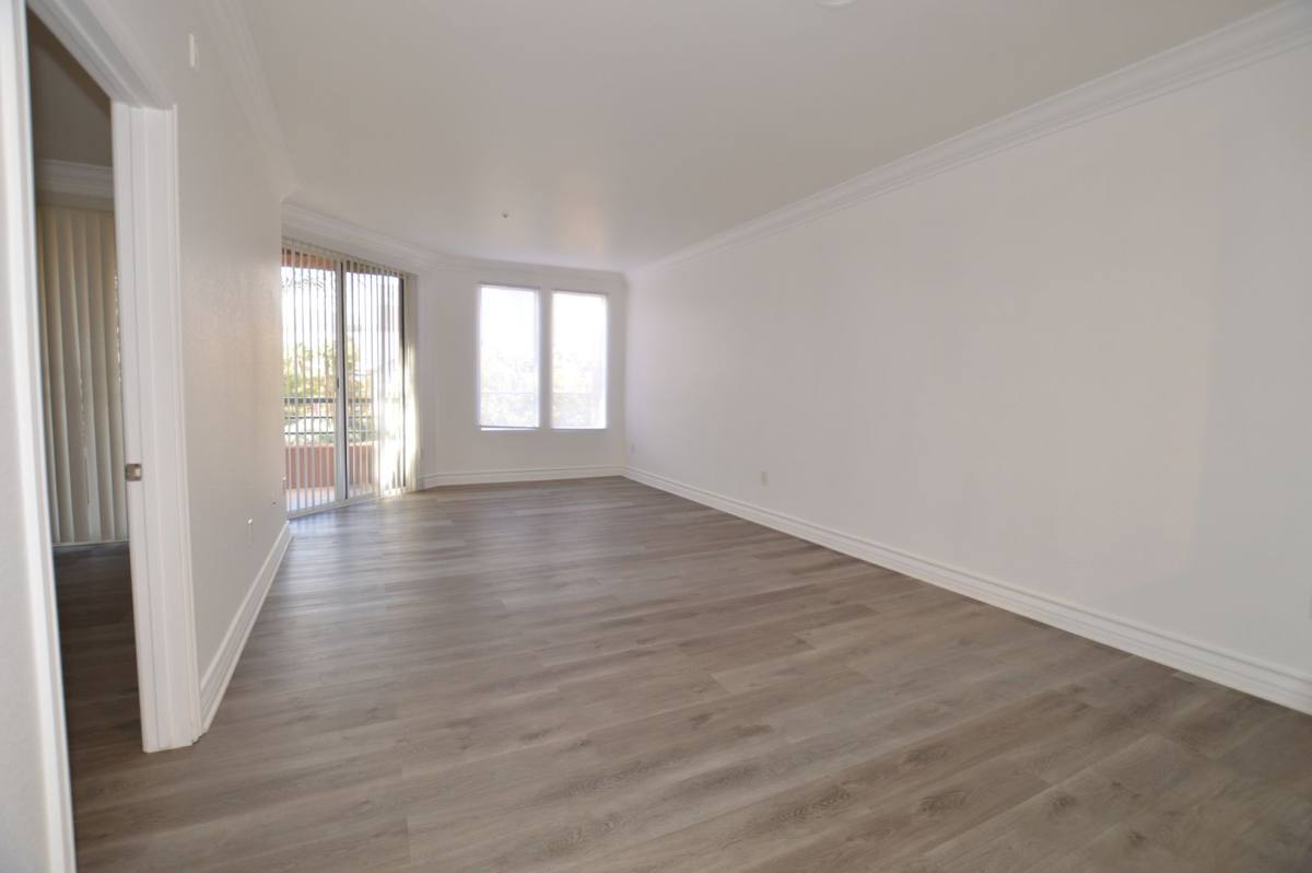 Condo for rent at 220 E Flamingo Rd, Las Vegas, NV 89169