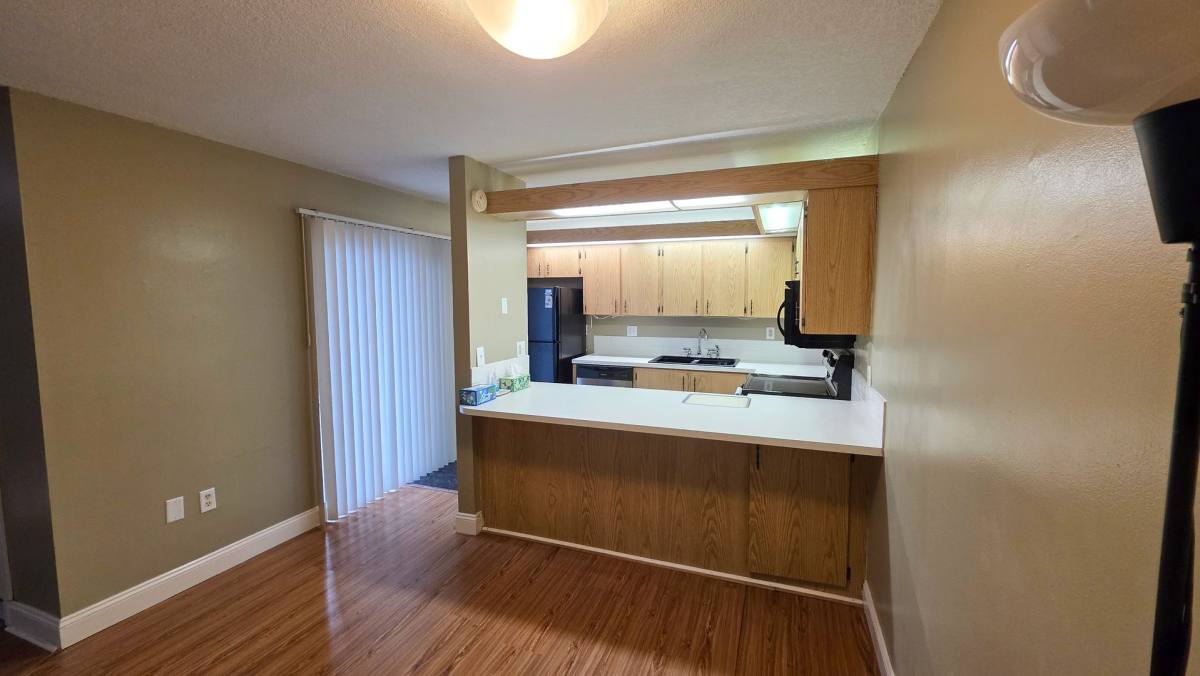 Townhouse for rent at 1170 6th Ave, Vero Beach, FL 32960